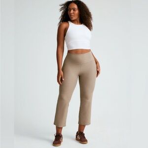 Beyond Yoga|Spacedye Cropped Flared Pants| Size:M| Mushroom|Performance & Lounge